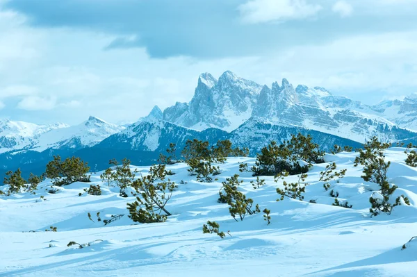 Hermoso paisaje de montaña invierno. —  Fotos de Stock