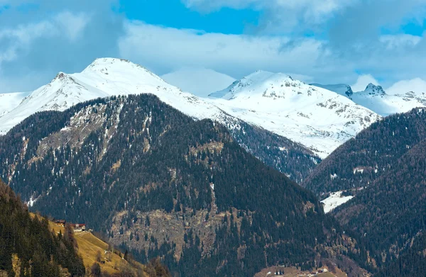 冬の山の国の風景 （オーストリア). — ストック写真