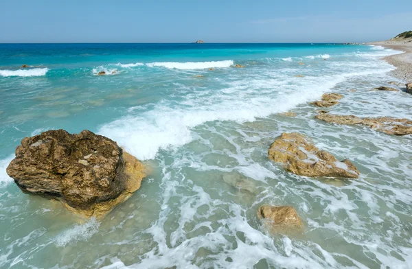 Lefkada costa verão praia (Grécia ) — Fotografia de Stock