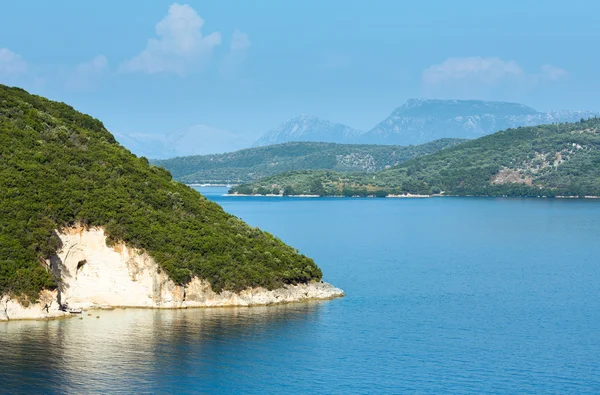 Krajobraz lato wybrzeżu Lefkada (Grecja) — Zdjęcie stockowe