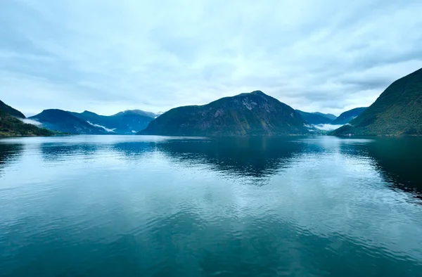 Geiranger fiordo (Norge ) — Foto Stock