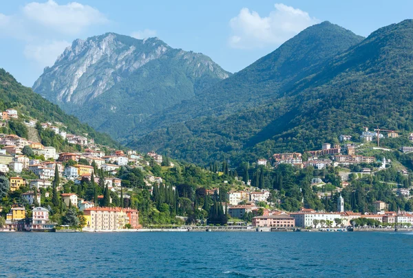 Town on Lake Como summer coast (Italy). — Stock Photo, Image