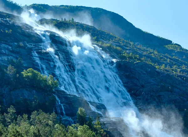 Summer Langfossen waterfall  (Norway). — Stock Photo, Image