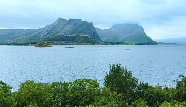 Fjord letní bouřky pohled (Norsko) — Stock fotografie