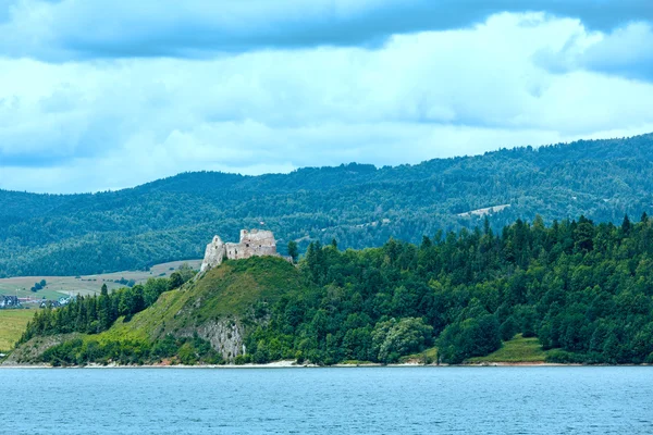 Castelo de Czorsztyn vista de verão (Polónia ). — Fotografia de Stock