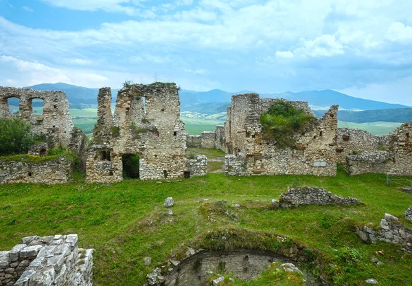 Ruiny Zamku Spiskiego (lub spissky hrad). Słowacja. — Zdjęcie stockowe