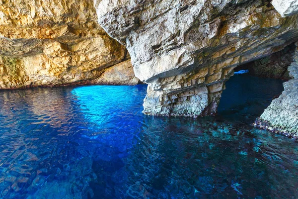 De blauwe grotten in zakynthos (Griekenland) — Stockfoto