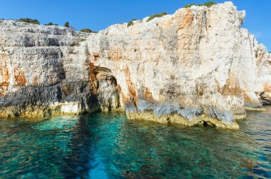 Mavi mağara duvarlarında zakynthos (Yunanistan)