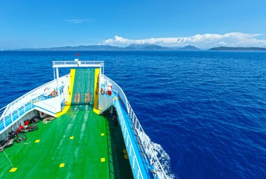 Feribot (Yunanistan dan yaz Oda)