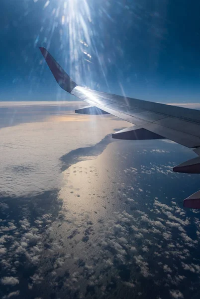 Aerea Cielo Serale Nuvole Vista Sopra Oceano Oblò Aereo Volo — Foto Stock