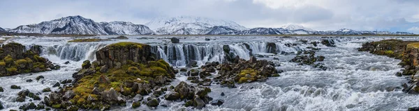 Αλλαγή Εποχής Στα Νότια Χάιλαντς Της Ισλανδίας Γραφικό Waterfal Tungnaarfellsfoss — Φωτογραφία Αρχείου
