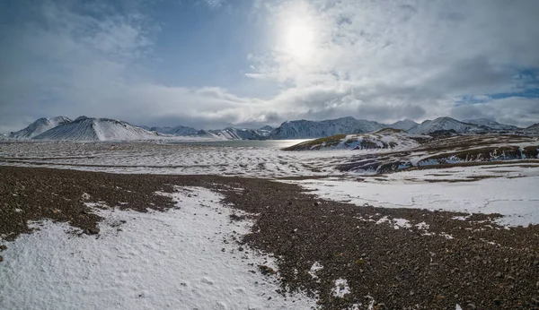 Sonbaharda Zlanda Nın Güney Skoçya Sında Kar Altında Renkli Landmannalaugar — Stok fotoğraf