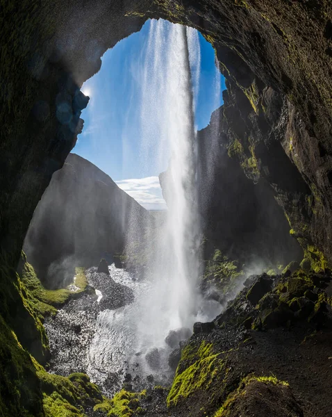 Γραφικός Καταρράκτης Kvernufoss Φθινοπωρινή Άποψη Νοτιοδυτική Ισλανδία Υπάρχει Κάποια Ηλιακή — Φωτογραφία Αρχείου