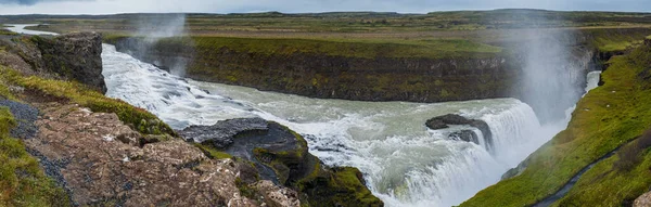 Pittoreska Full Vatten Stort Vattenfall Gullfoss Höstutsikt Sydvästra Island — Stockfoto