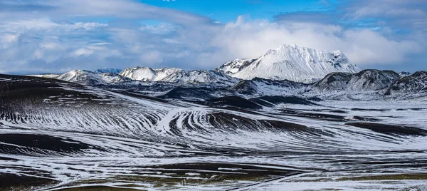 Красочные Ландманналогарские Горы Снежным Покровом Осенью Исландия — стоковое фото