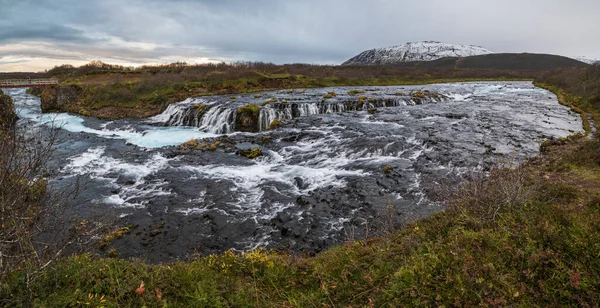 Живописный Водопад Бруарфосс Осенний Вид Смена Сезона Южном Нагорье Исландии — стоковое фото