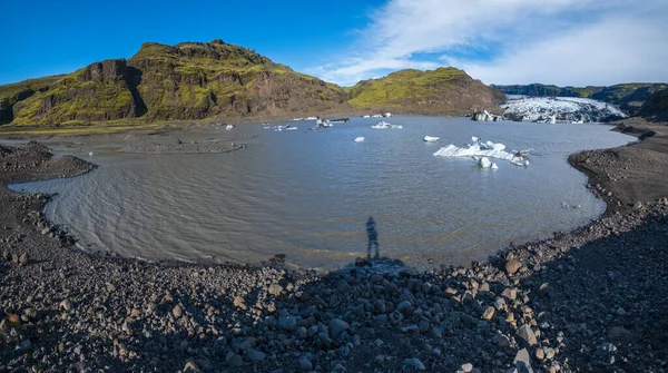 Kolumny Bazaltowych Filarów Skalnych Plaży Reynisfjara Pobliżu Vik Południowej Islandii — Zdjęcie stockowe