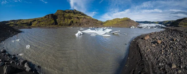 Kolumny Bazaltowych Filarów Skalnych Plaży Reynisfjara Pobliżu Vik Południowej Islandii — Zdjęcie stockowe