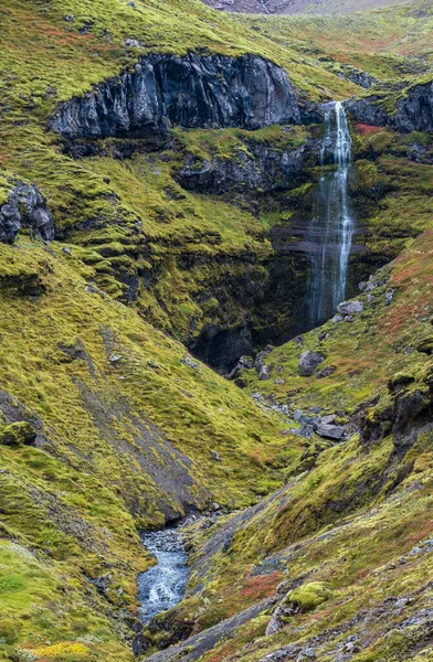 아이슬란드 의아름다운 협곡이다 로드와 Fjallsrin 빙하에서 그리멀지 위치하고 있으며 브레인 — 스톡 사진