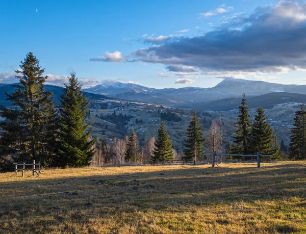 Final Outono Montanha Cena Pré Pôr Sol Com Cobertas Neve — Fotografia de Stock