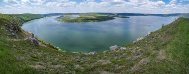 Dnister Nehri Kanyonu, Bakota Körfezi, Chernivtsi Bölgesi, Ukrayna.