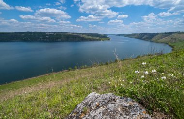Dnister Nehri Kanyonu, Bakota Körfezi, Chernivtsi Bölgesi, Ukrayna.