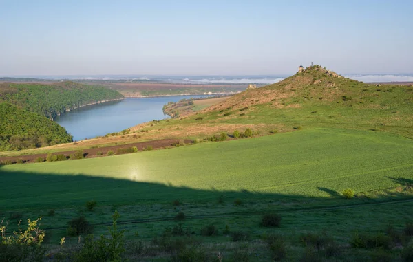 Rus Saldırganı Olmayan Ukrayna Dnister Nehri Kanyonu Nun Muhteşem Bahar — Stok fotoğraf