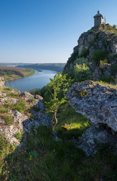 Superbe Vue Printanière Sur Canyon Rivière Dnister Avec Des Rochers — Photo