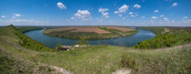 Dnister Nehri Kanyonu, Bakota Körfezi, Chernivtsi Bölgesi, Ukrayna.