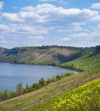 Dnister Nehri Kanyonu, Chernivtsi Bölgesi, Ukrayna.