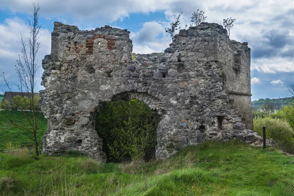 Ruinerna Ett Gammalt Slott 1500 Talet Sutkivtsi Byn Khmelnytsky Regionen — Stockfoto