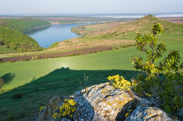 Fantastisk Utsikt Til Dnister River Canyon Med Pittoreske Steiner Marker – stockfoto