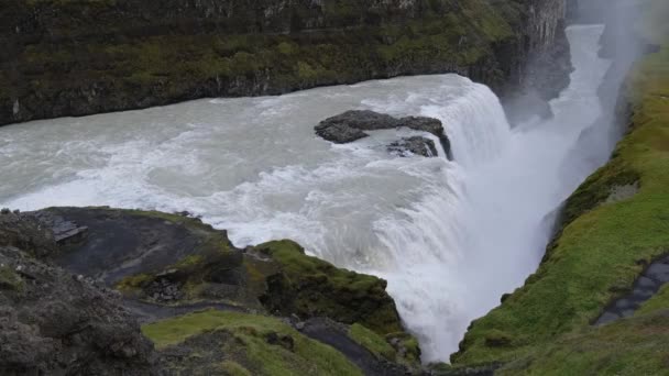 Pittoreska Full Vatten Stort Vattenfall Gullfoss Höstutsikt Sydvästra Island — Stockvideo