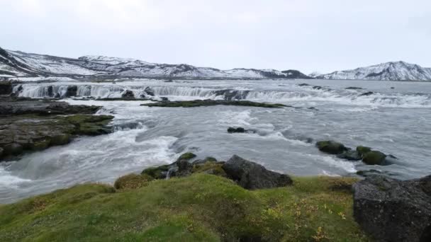 Wyżyny Islandii Malowniczy Wodny Tungnaarfellsfoss Panoramiczny Widok Jesieni Góry Landmannalaugar — Wideo stockowe