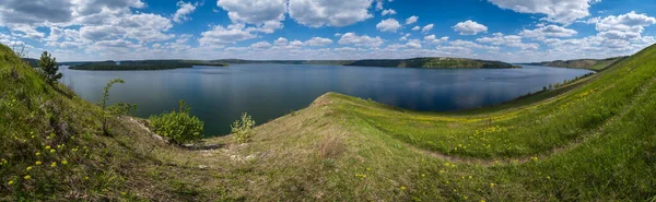 Incrível Vista Primavera Desfiladeiro Rio Dnister Região Chernivtsi Ucrânia — Fotografia de Stock