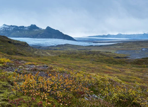 Mulagljufur Canyonからの美しい秋の景色は アイスランドのBreidarlonアイスラグーンでFjallsarlon氷河になります 環状道路やヴァトナヨークトル氷河の南端やオラエファヨークトル火山から遠くない — ストック写真