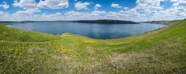 Dnister Nehri Kanyonu, Bakota Körfezi, Chernivtsi Bölgesi, Ukrayna.