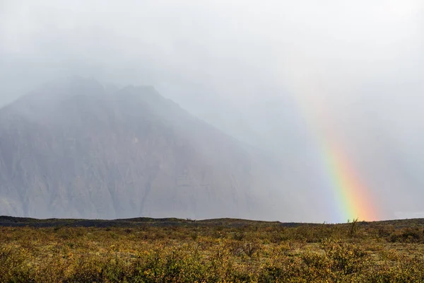 Mountain Rainbow View Auto Trip Iceland Spectacular Rain Weather Icelandic — Foto Stock