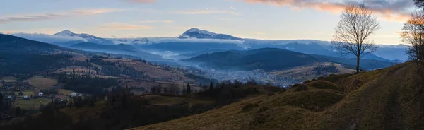 Pittoresca Mattina Pre Alba Sopra Campagna Montagna Tardo Autunno Ucraina — Foto Stock