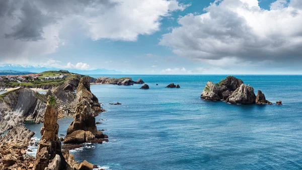 Beautiful Atlantic Ocean Coastline Landscape Arnia Beach Biskaya Cantabria Spain — Stock Photo, Image