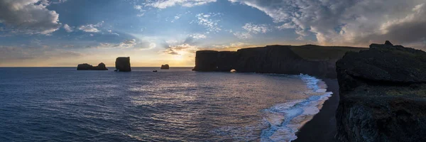 Pittoresk Höst Kväll Dyrholaey Cape Strand Och Klippformationer Vik Södra — Stockfoto