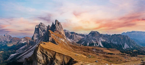 Malownicze Jesienne Alpy Scena Górska Słynne Włoskie Dolomity Seceda Majestatyczny — Zdjęcie stockowe