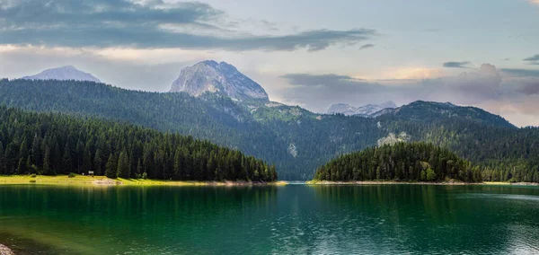 Fekete Crno Jezero Nyári Táj Zabljak Város Montenegró Panoráma — Stock Fotó