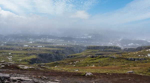 Вид Горы Время Автопробега Исландии Захватывающий Исландский Пейзаж Живописной Природой — стоковое фото