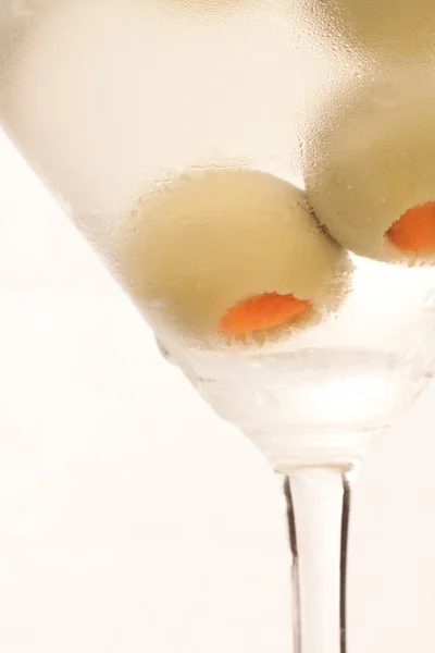 Martini-Oliven — Stockfoto