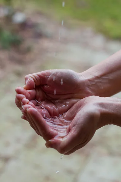 Sunstainable use of water — Stock Photo, Image