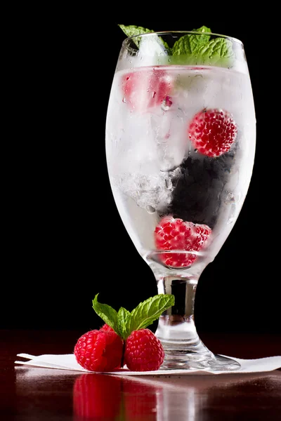 Raspberry mint water — Stock Photo, Image