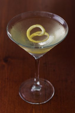 kirli martini limonlu