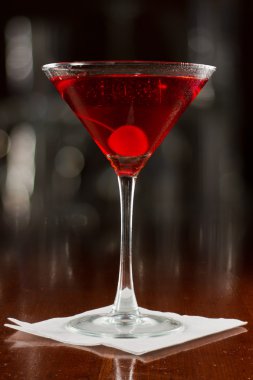 Kırmızı kokteyl