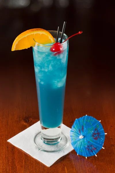 Tropical blue cocktail — Stock Photo, Image